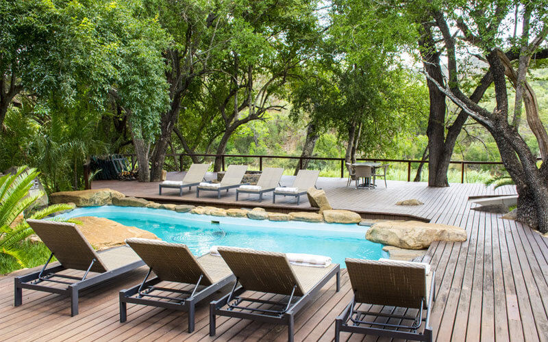 Best-rates-and-special-offers-for-amakhosi-safari-lodge-pool