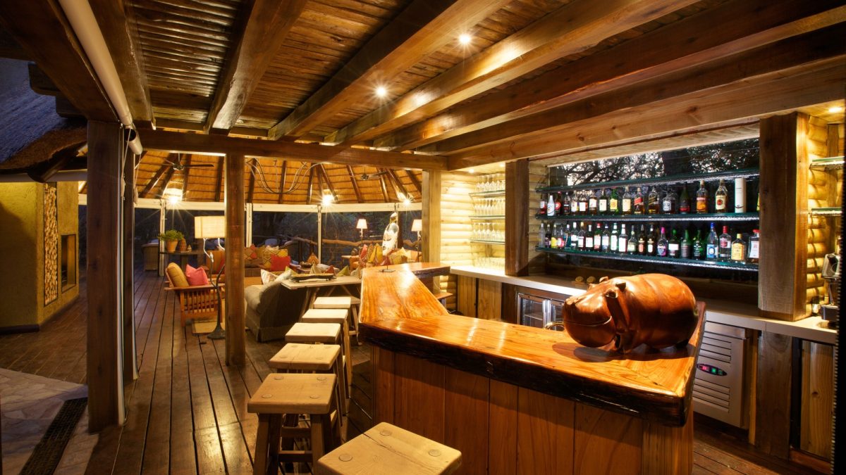 Buffalo-Camp-Bar