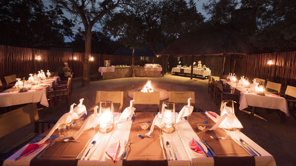 Buffalo-Camp-Dining-3-1