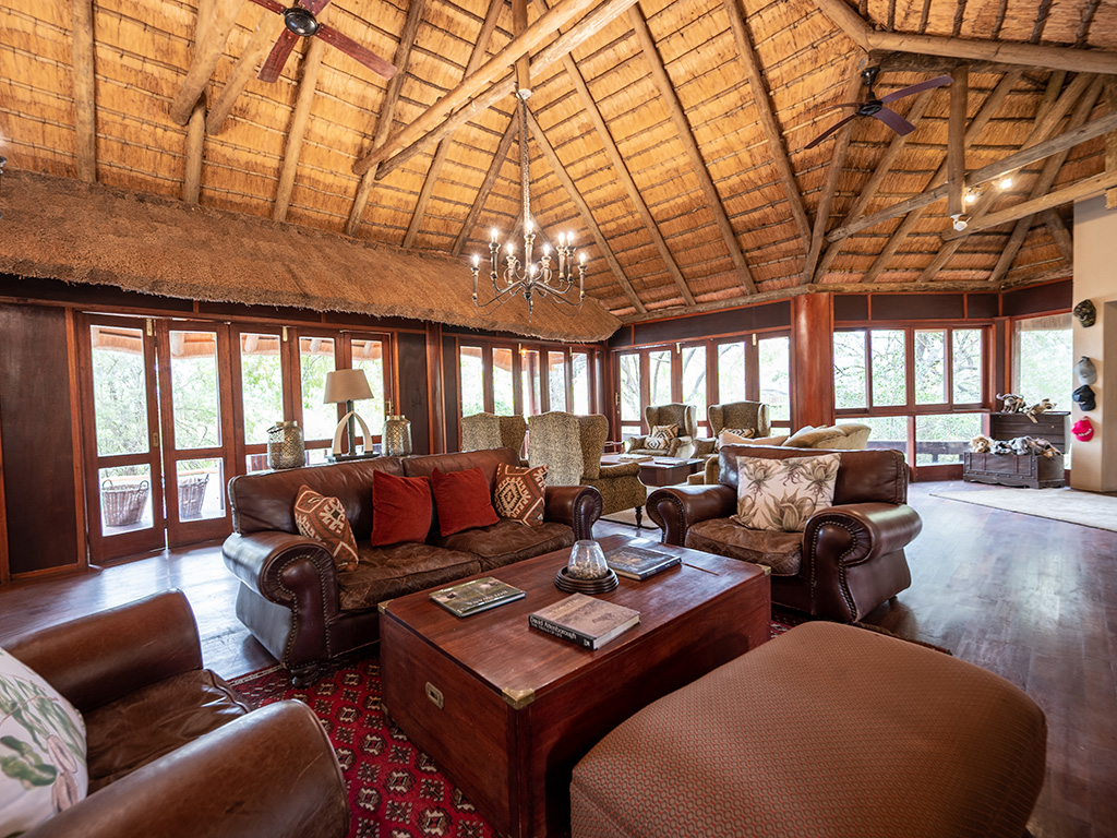 Imbal-safrai-Lodge-facilities-experience-lounge