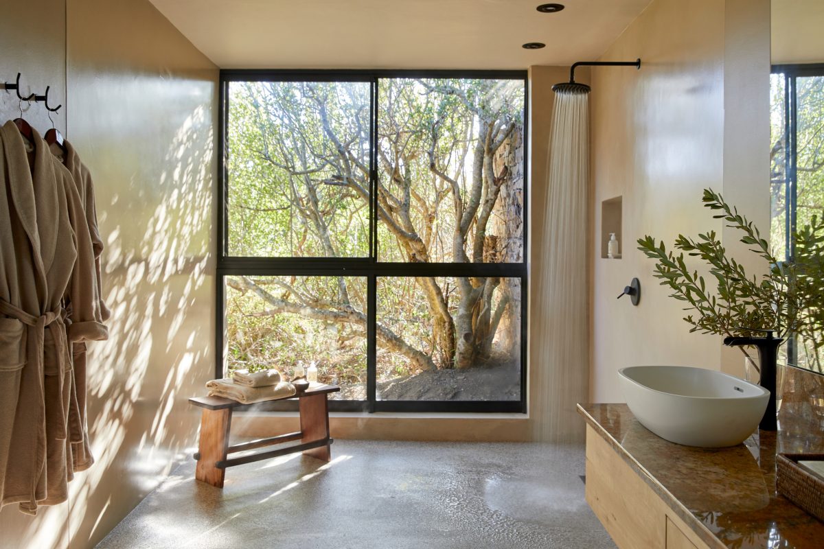 Kwandwe-Private-Game-Reserve-Ecca-Lodge-14-1-scaled