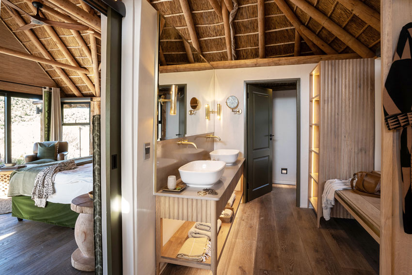 Kwandwe-Private-Game-Reserve-Great-Fish-River-Lodge-18