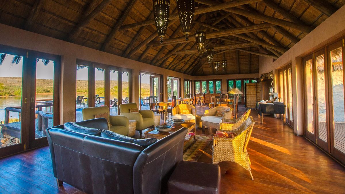 Shawu-Lodge-restaurant