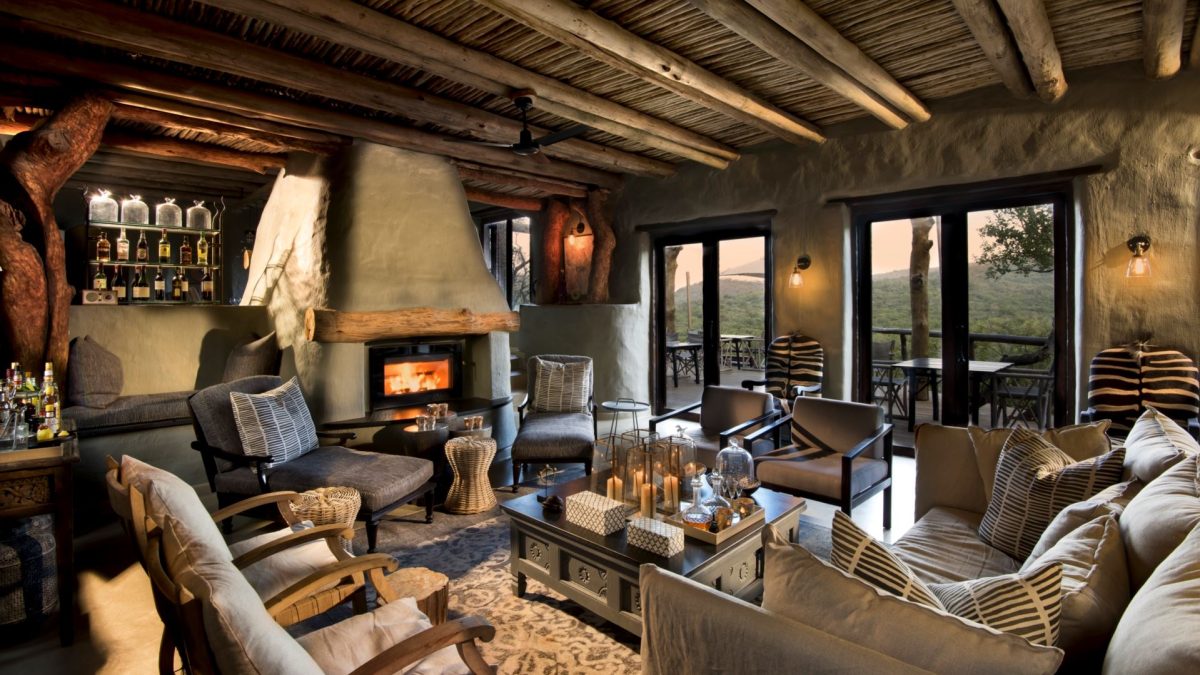 Sitting-area-at-Phinda-Rock-Lodge-2-1