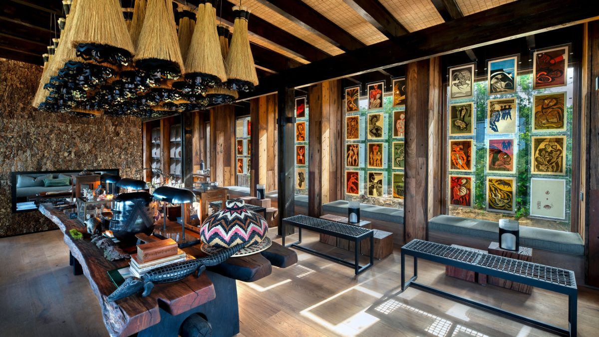 South-Africa-Phinda-Forest-Lodge-Guest-Area-Library_4