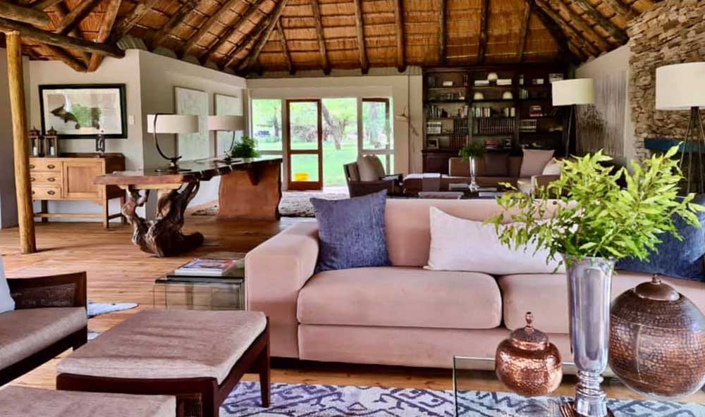 beautiful-lounge-area-2020-karongwe-river-lodge