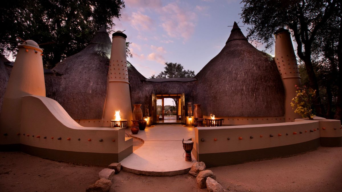 lodge-exterior-1