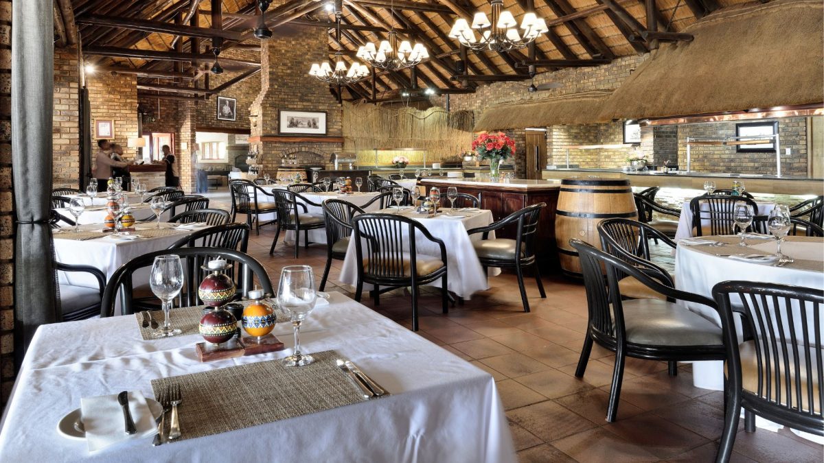 17266651178733_bakubungrestaurantinterior