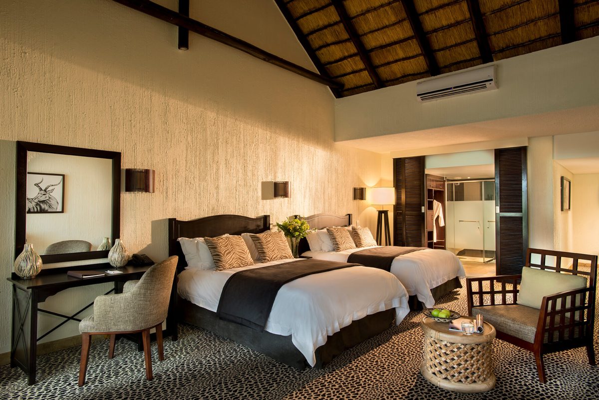 1727104855458_bakubungbushlodgestandardqueenroom4