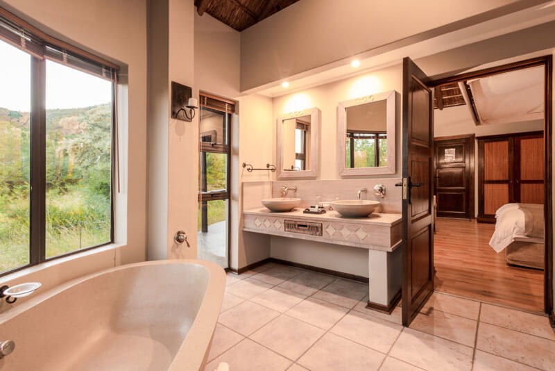 Best-rates-and-special-offers-for-Ivory-Tree-Game-Lodge-standard-suite-bathroom