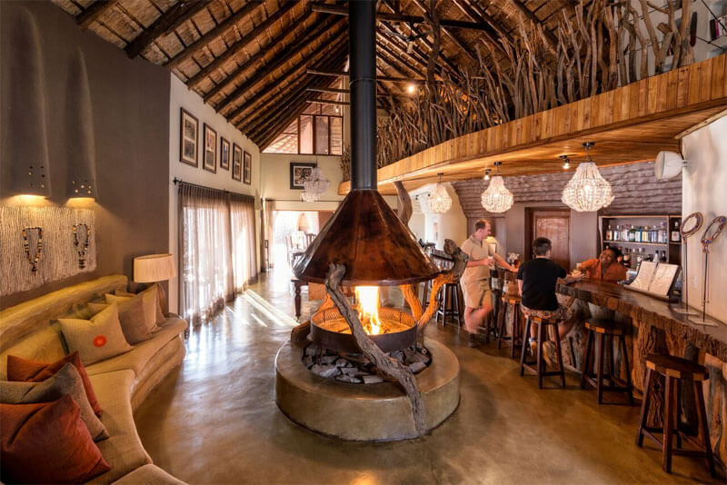 Best-rates-and-special-offers-for-impodimo-game-lodge-bar-area