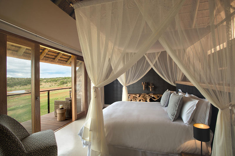 Best-rates-and-special-offers-for-mhondoro-game-lodge-luxury-pool-suite