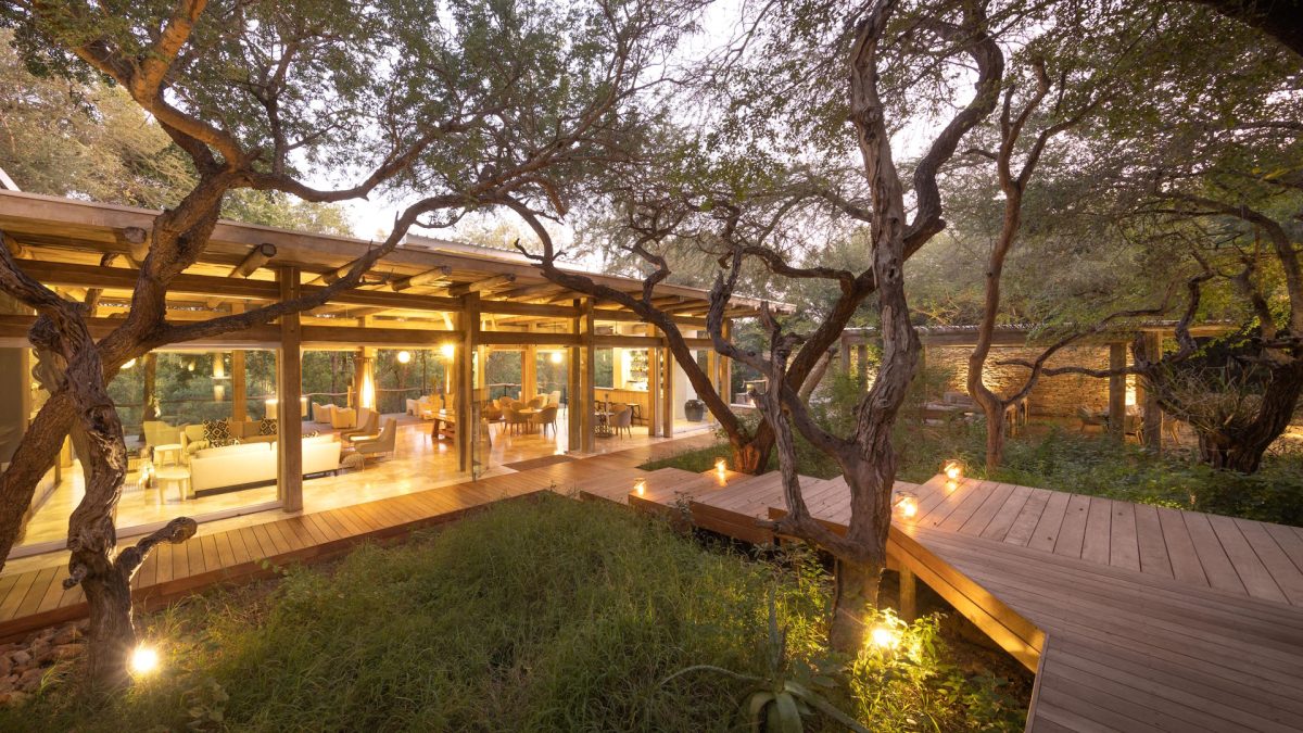 Kapama-Karula-Entrance-Walkways