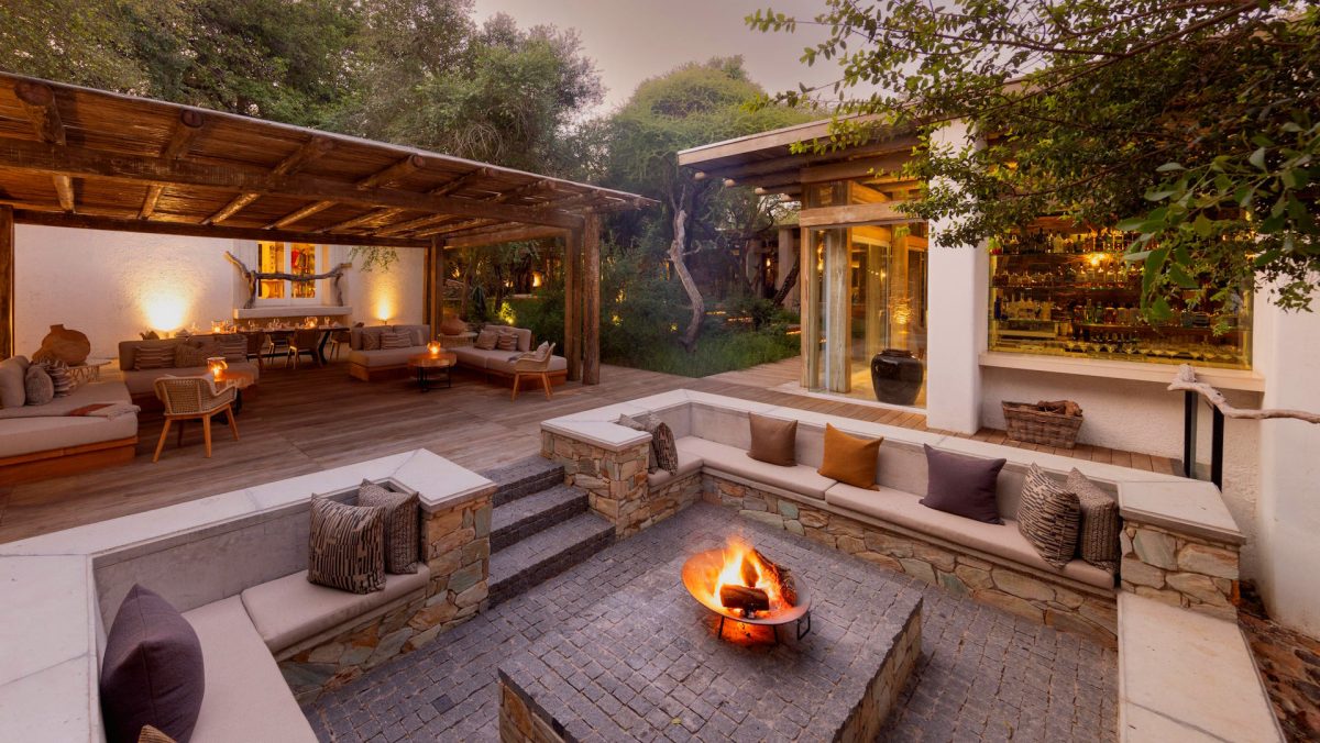 Kapama-Karula-lounge-and-fire-pits