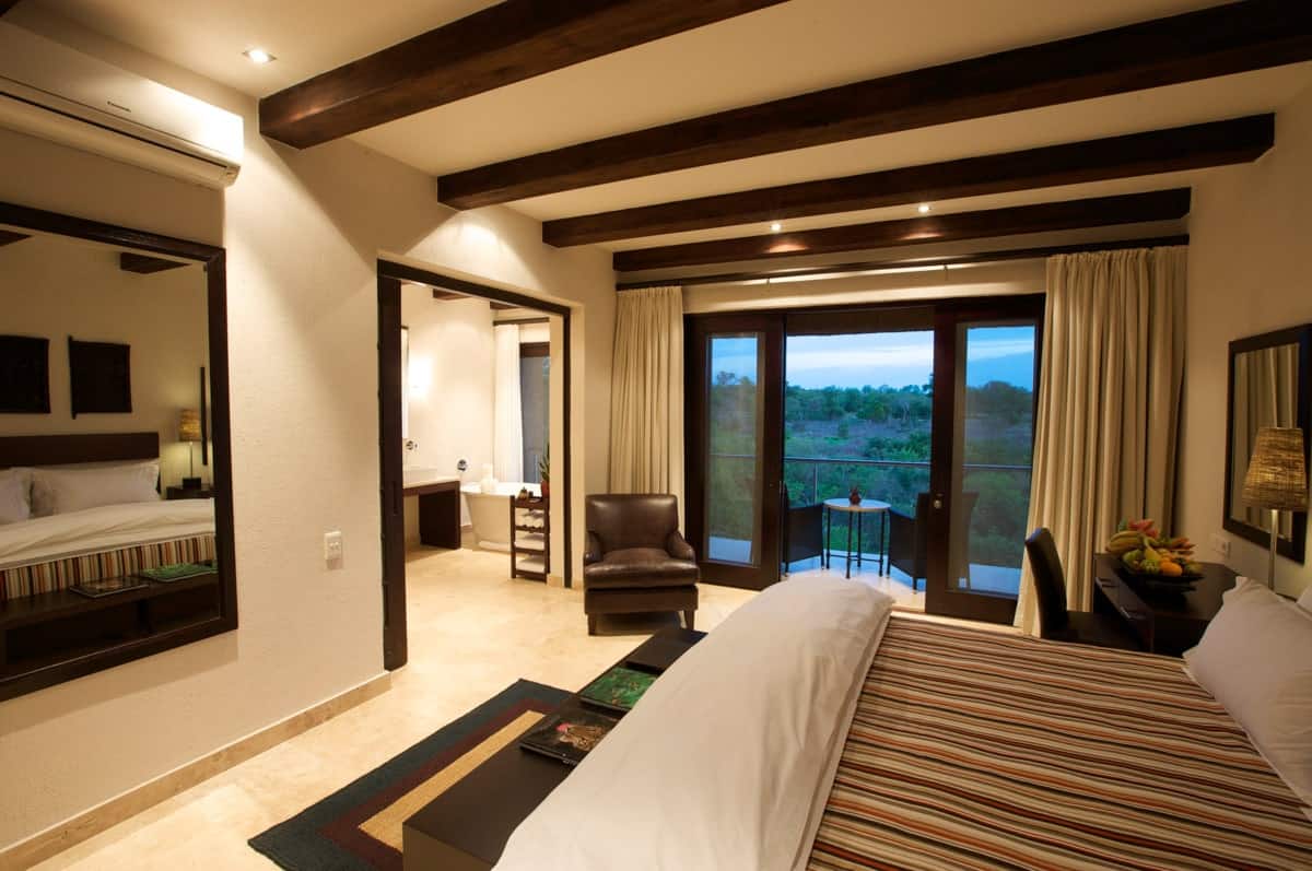 Kapama-River-Lodge-Spa-Suite-view-1