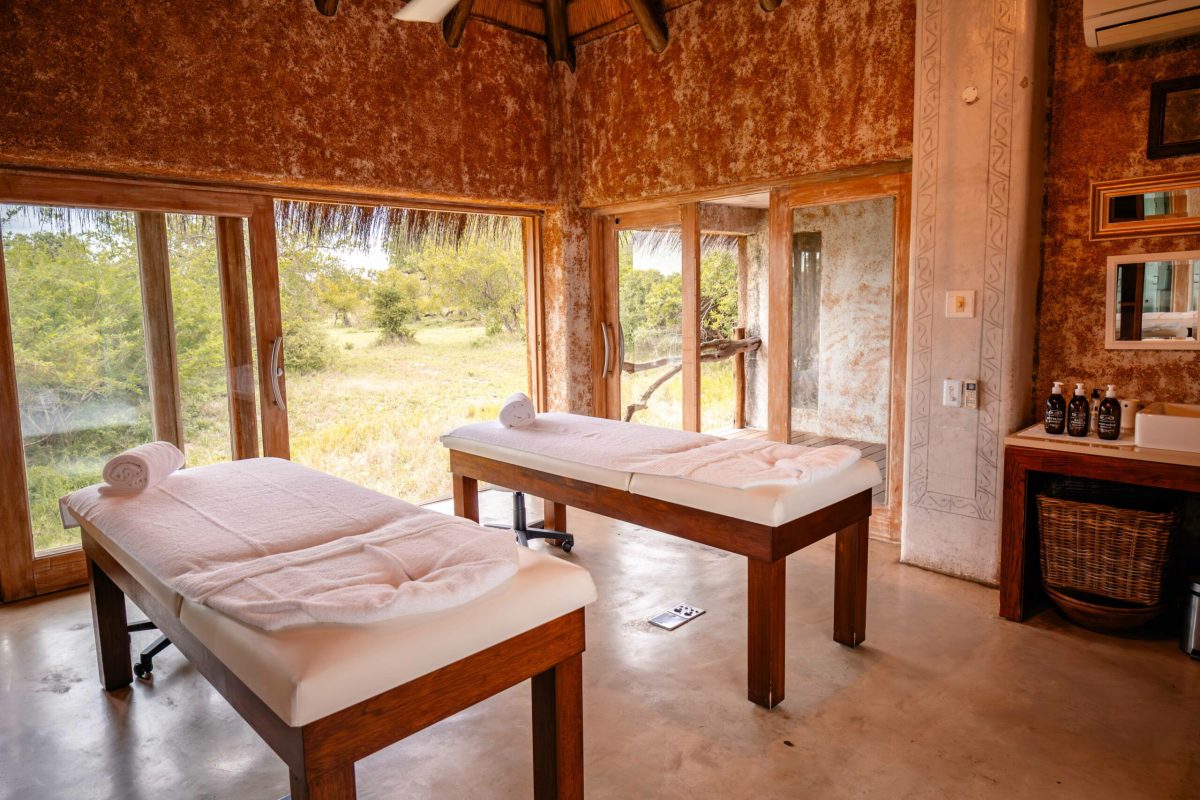 Kapama-River-Lodge-Treatment-Room-view-scaled