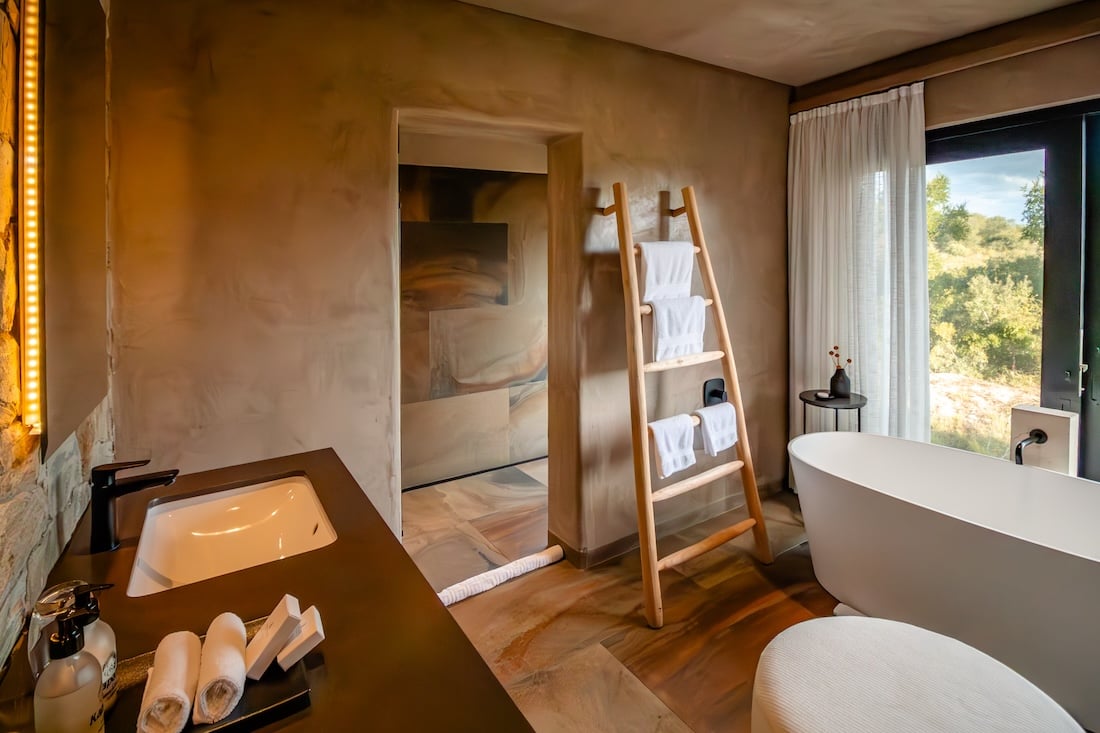 Kapama-Royalsuite-Ensuite-bathroom