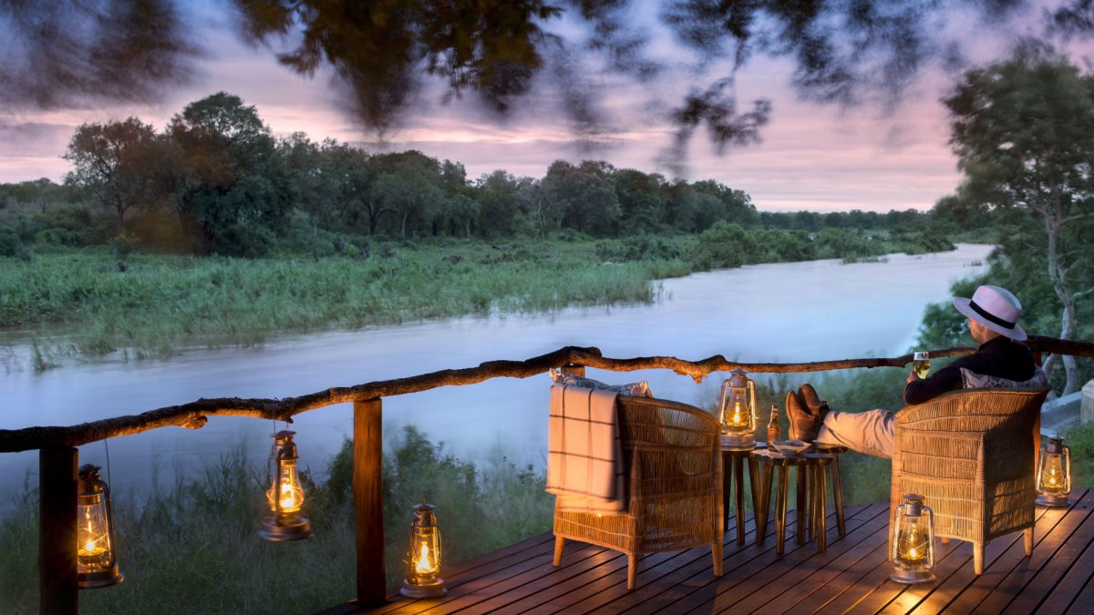 Lion-Sands_Tinga-Lodge_-Guest-Deck-Area-1