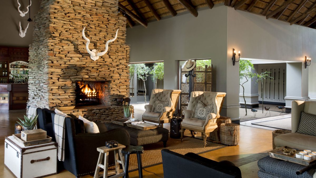 Lion-Sands_Tinga-Lodge_2_Guest-Area-1-1