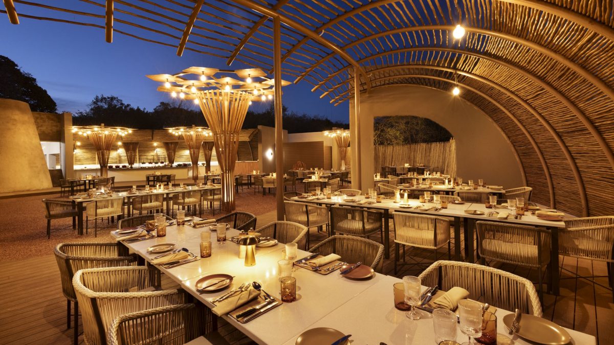 Mabula-Game-Lodge-Boma-1