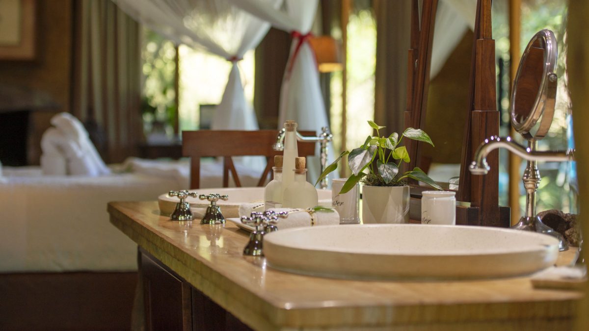 Open-Plan-Bathroom-1