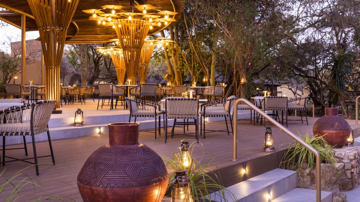 Signature-Mabula-Game-Lodge-Terrace-1