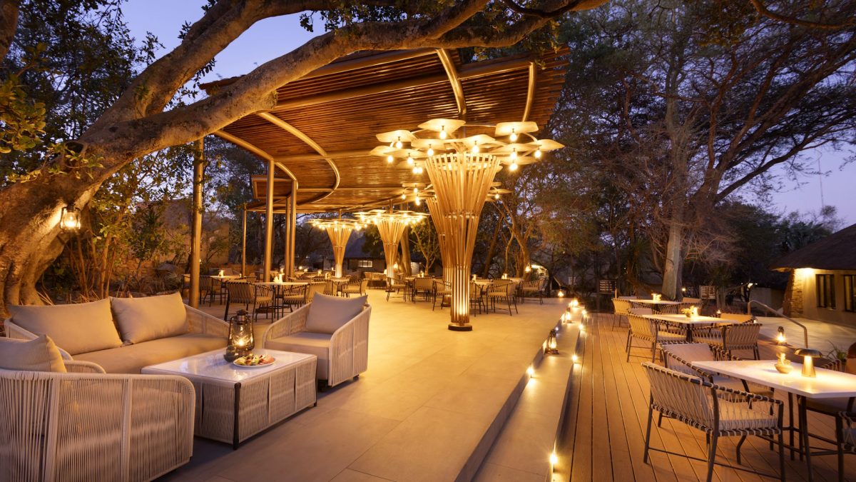 Signature-Mabula-Game-Lodge-Terrace-2
