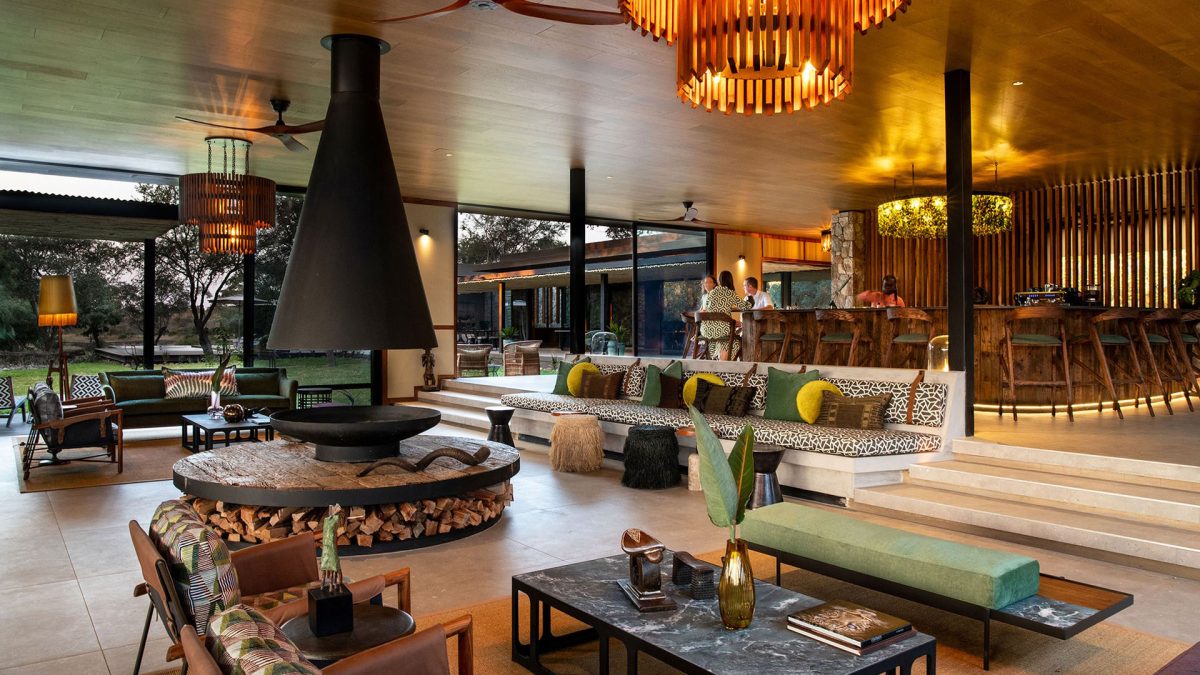 TANDA-TULA-Safari-Camp-Bar-Area