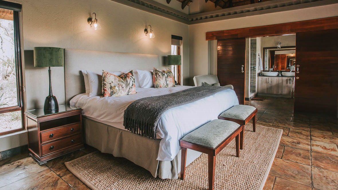 Waterbuck-Lodge_10